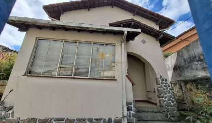 Casa para Venda em Teresópolis, Várzea, 6 dormitórios, 3 banheiros, 1 vaga
