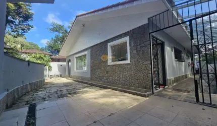 Casa para Venda em Teresópolis, Quinta da Barra, 3 dormitórios, 1 suíte, 3 banheiros, 1 vaga