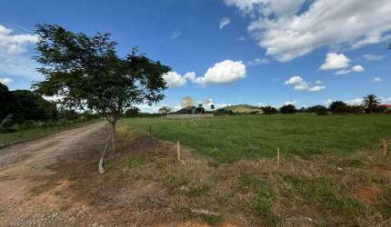 Terreno para Venda em Guapimirim, Cotia