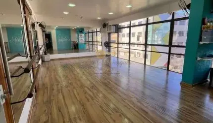 Sala Comercial para Venda em Teresópolis, Várzea, 2 banheiros