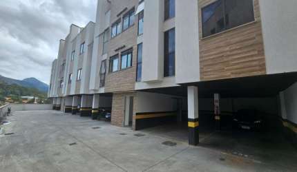 Cobertura Duplex para Venda em Teresópolis, Bom Retiro, 3 dormitórios, 2 suítes, 2 banheiros, 2 vagas