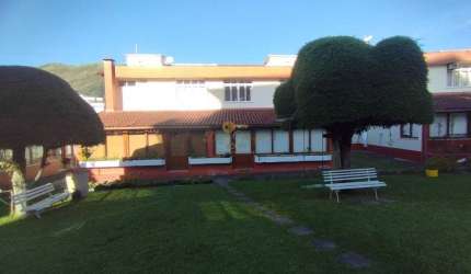 Casa em Condomínio para Venda em Teresópolis, Alto, 3 dormitórios, 1 suíte, 2 banheiros, 4 vagas