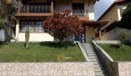 Casa para Venda em Teresópolis, Agriões, 4 dormitórios, 1 suíte, 4 banheiros, 3 vagas