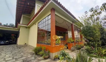 Casa para Venda em Teresópolis, Tijuca, 4 dormitórios, 4 banheiros, 6 vagas