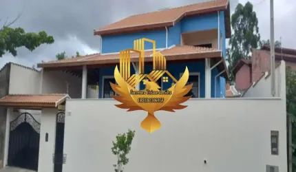 Linda casa à venda em Taubaté-SP, Campos Elíseos: 3 quartos, 1 suíte, 2 salas, 2 banheiros, 3 vagas de garagem, 274m²!