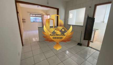 Casa com 2 quartos à venda no Jardim Gurilândia, Taubaté  por R$ 420.000