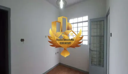 Casa à venda em Taubaté-SP, Jardim Maria Augusta: 3 quartos, 1 sala, 1 banheiro, 2 vagas de garagem - 125,00 m².