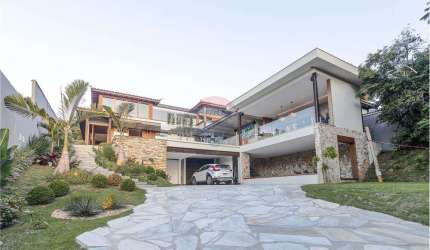 Casa alto padrão à venda em João Fernandes, Búzios-RJ, vista mar.  R$4.700.000