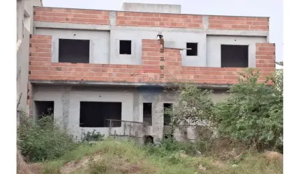 duplex em Construçao