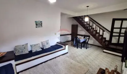Duplex à venda na Praia Rasa em Búzios