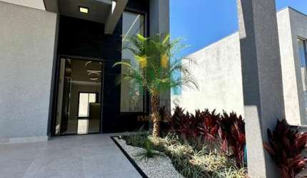 Casa Térrea com 3 dormitórios