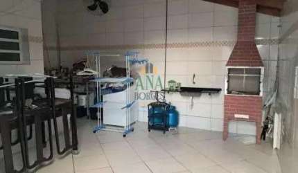 Casa de 03 dormitórios na Zona Leste