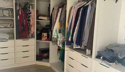 Linda Casa Mobiliada com Excelente Localização no Condomínio Village Saint Claire