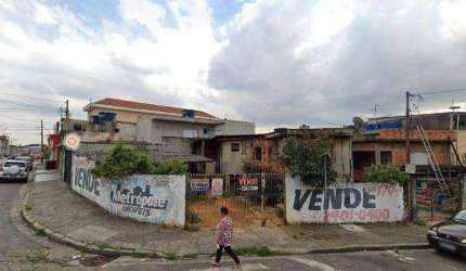 Esplêndido terreno de esquina de 168,87m2 por R$ 570.000