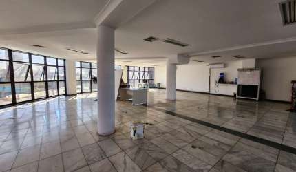 Salão de 232m2 na Av. Kennedy com 3 vagas para Locação  - São Bernardo do Campo