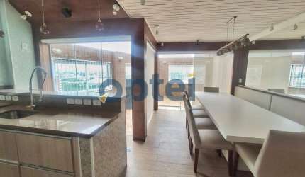 LINDA COBERTURA NO JARDIM DO MAR COM 176 M², LAREIRA, ÁREA COM CHURRASQUEIRA E SUÍTE MASTER