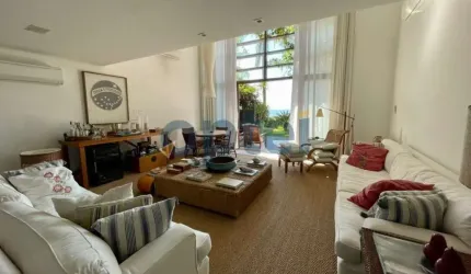 Casa Mobiliada Porteira Fechada - 5 suítes, Pé na areia no Condomínio Jequiti Residences - Praia de Pernambuco - Guarujá