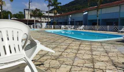 Casa Sobrado 02 Quartos sendo 01 suite com Piscina no Pereque A
