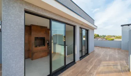 SOBRADO NOVO BEM LOCALIZADO PRONTO PARA MORAR
