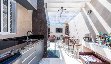 SOBRADO EM CONDOMINIO UBERABA 01 SUITE E 03 VAGAS