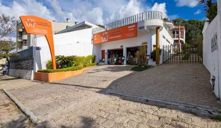 Excelente casa no Vista Alegre