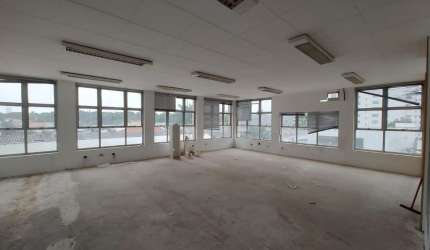 Atraente conjunto comercial para venda, 150m²