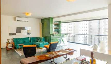 Funcional apartamento tipo para venda com 3 quartos, sendo 3 suítes, 218m²