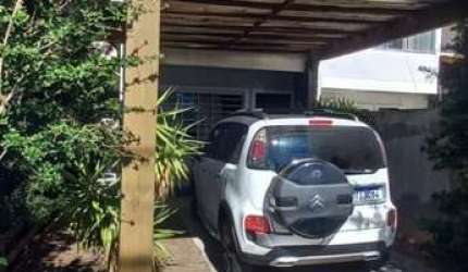 Casa 2 dormitórios para Venda em Florianópolis, Rio Vermelho, 2 dormitórios, 2 suítes, 3 banheiros, 2 vagas