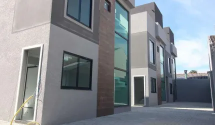 Sobrado com 97,53m² 3 quartos, à venda, no bairro Uberaba em Curitiba