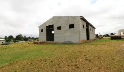Barracão com 600m² , para aluguel, no bairro Barro Preto em São José dos Pinhais