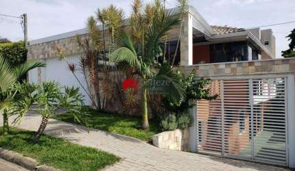 Sobrado com 159m² 5 quartos, à venda, no bairro Afonso Pena em São José dos Pinhais
