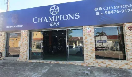 Casa comercial com 150m² , à venda, no bairro Jardim Cruzeiro em São José dos Pinhais