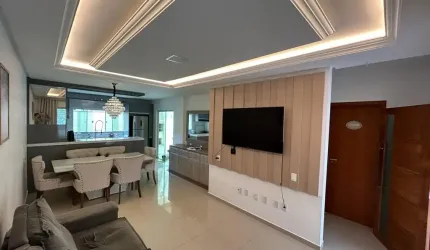 Lindo sobrado à venda em Bombas