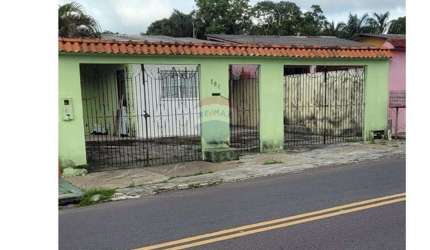 Casa em um terreno de 250m² com 3 dormitórios à venda