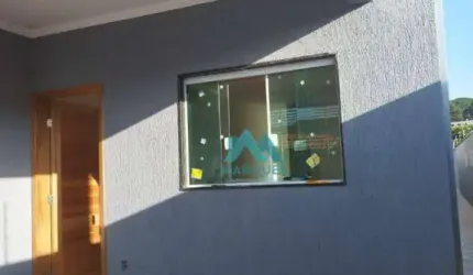 Linda casa no Jardim Amalia