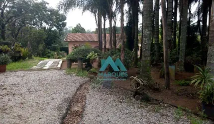 Linda Chácara Porteira Fechada com acesso fácil a São José, Caragua e São Paulo