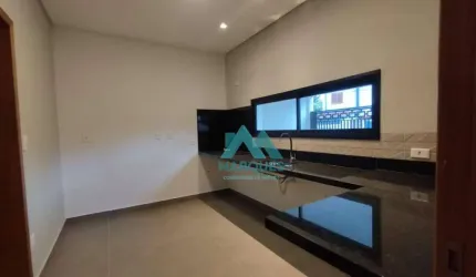 Maravilhoso sobrado, com espaço amplo e confortável para sua família.