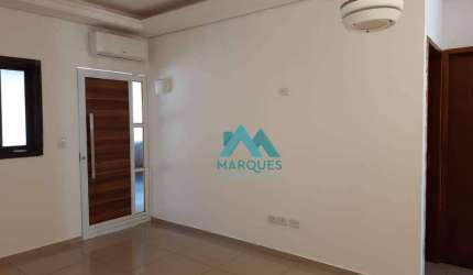 Linda Casa com ótima localização, aceita financiamento