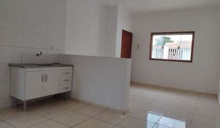 Excelente Casa no Village das Flores