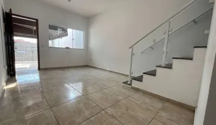 Excelente Sobrado a Venda na Nova Caçapava