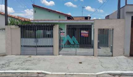 Casa em excelente localização, terreno com mais de 250m²
