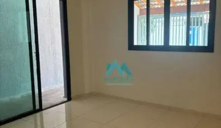 Casa térrea com 3 dormitórios em bairro de ótima localização