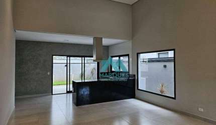 Casa térrea em condomínio de alto padrão ampla e confortável com 162,95 área construída
