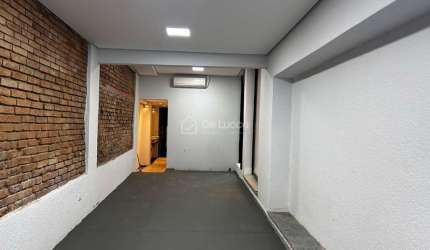 Casa comercial para alugar na Rua Doutor Emílio Ribas, 486, Cambuí, Campinas, 240 m2 por R$ 10.000
