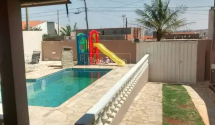 Casa com 3 quartos à venda na Rua Thereza Biondi Pereira, 372, Parque Jambeiro, Campinas, 130 m2 por R$ 700.000