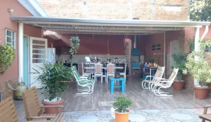 Chácara / sítio com 3 quartos à venda na Rua Ribeirão Preto, 37, Chácara São João, Amparo, 225 m2 por R$ 650.000