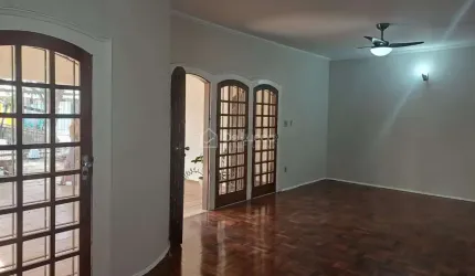 Casa com 3 quartos à venda na Rua Celso Egídio Sousa Santos, 319, Jardim Chapadão, Campinas, 336 m2 por R$ 850.000
