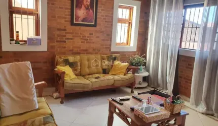Casa com 3 quartos à venda na Rua Frederico Kaschel, 480, Parque Jambeiro, Campinas, 200 m2 por R$ 900.000