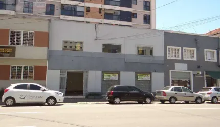 2 Lojas para alugar, 100 m² por R$ 2.500/mês  cada Loja - Centro - Curitiba/PR