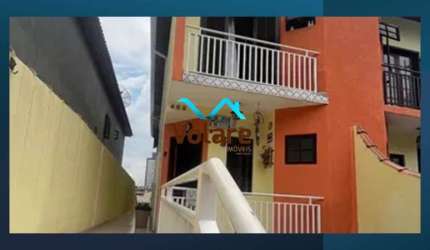 Casa de 3 dormitórios e 6 vagas de garagem no Veloso
